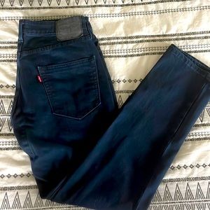 NWOT Levi’s dark denim
